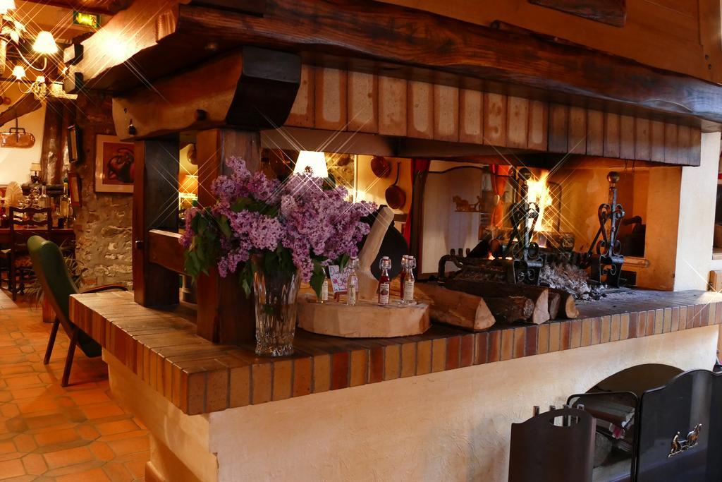 Hotel La Bonne Auberge แซ็ง-มาร์แต็ง-เวซูบี ภายนอก รูปภาพ
